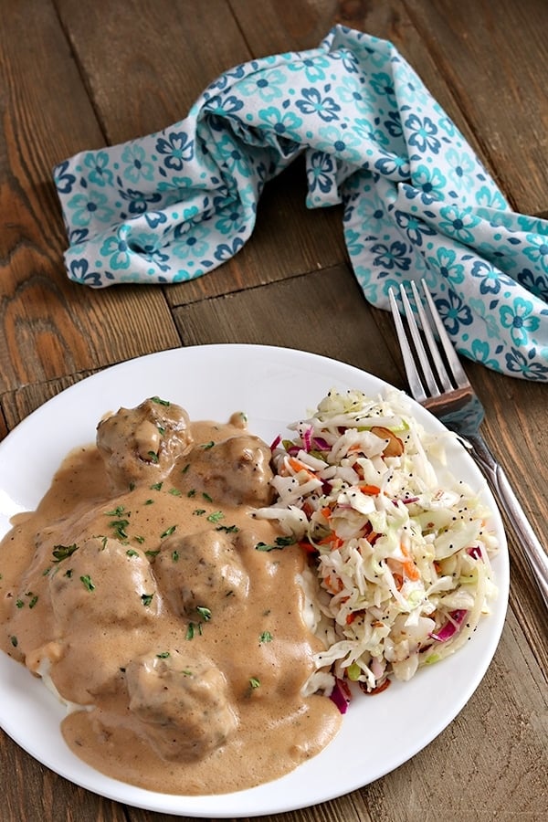 Meatballs in Brown Gravy