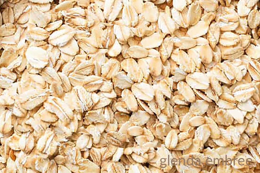 Rolled oats up close.