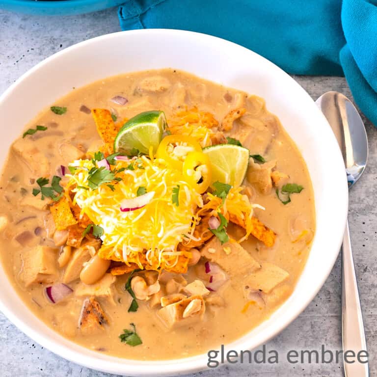 Creamy White Chicken Chili Recipe - Glenda Embree