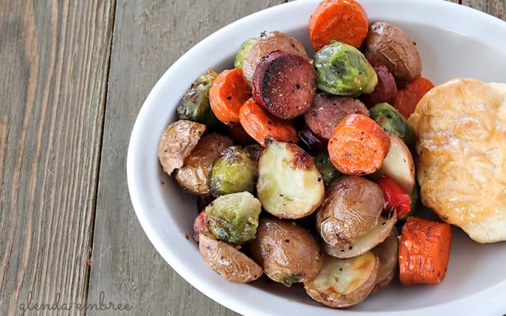 sheet pan sausage and roasted veggies