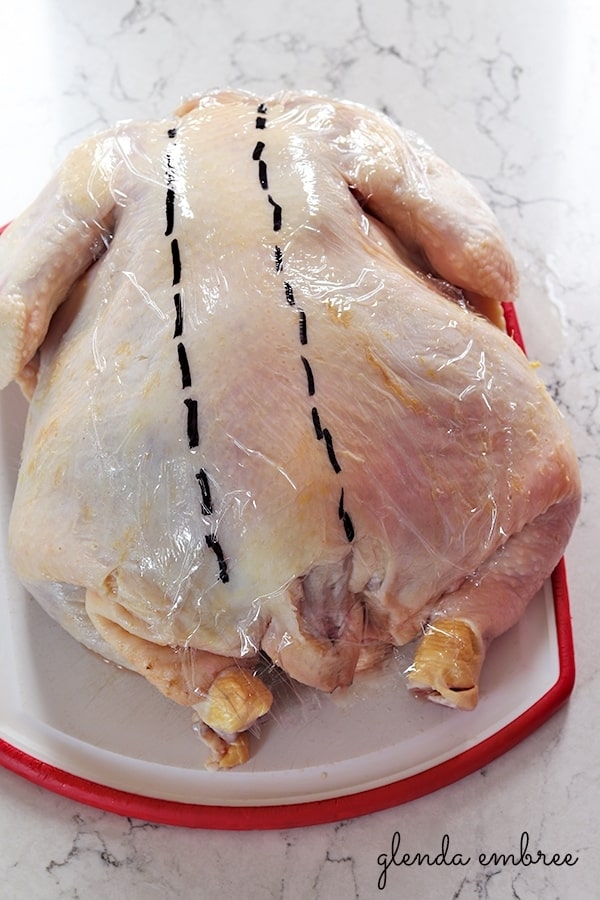 chicken with dotted cutting lines