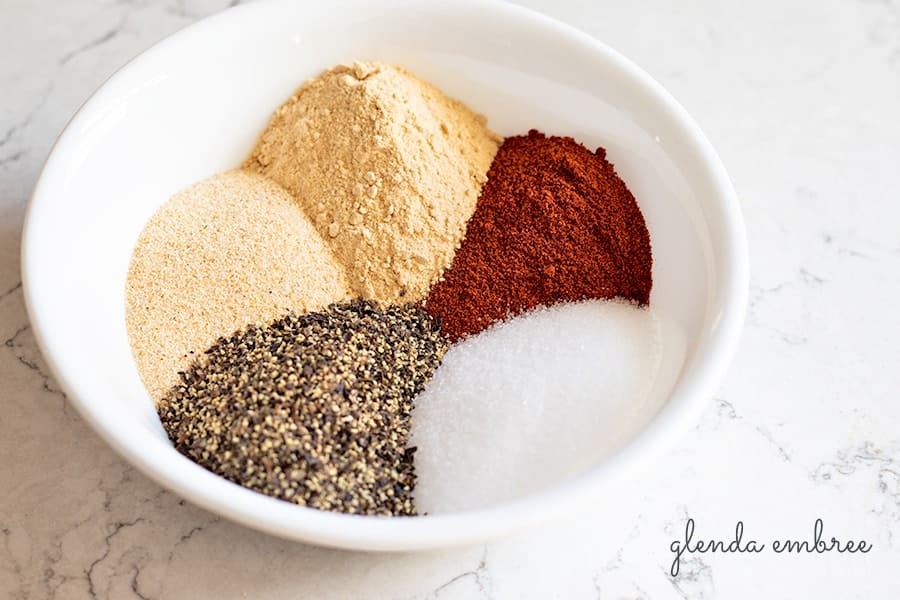 Best Homemade All Purpose Seasoning Blend Recipe - Organized Island