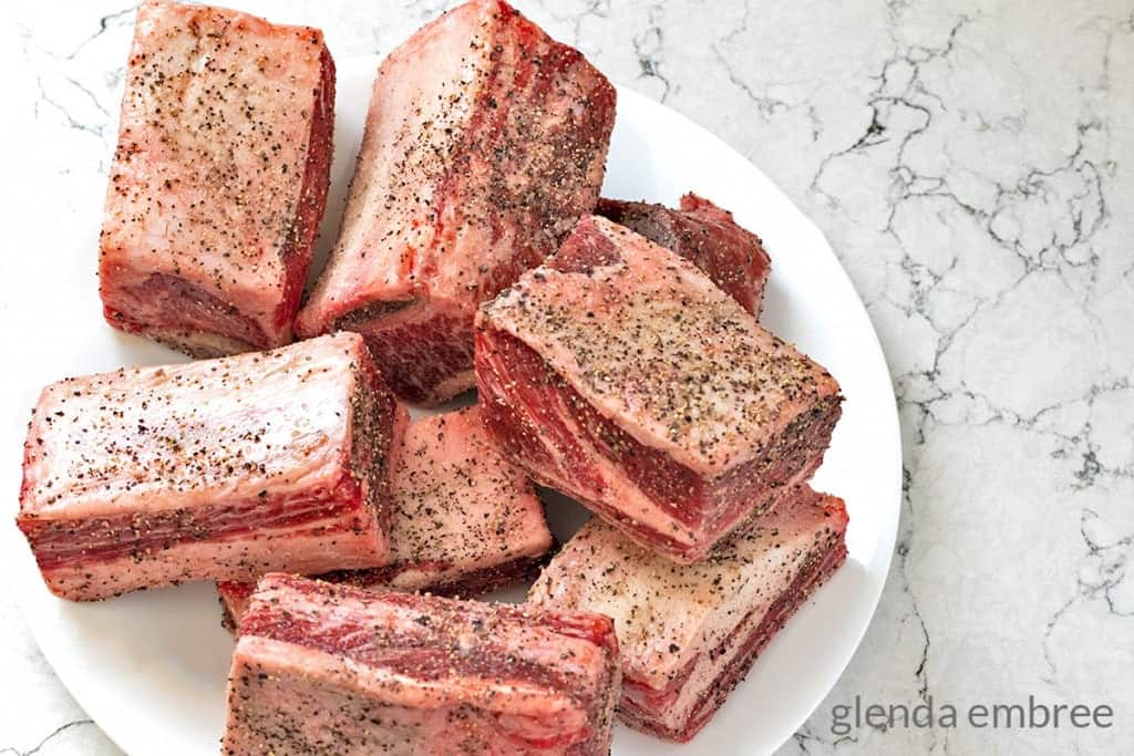 raw beef short ribs