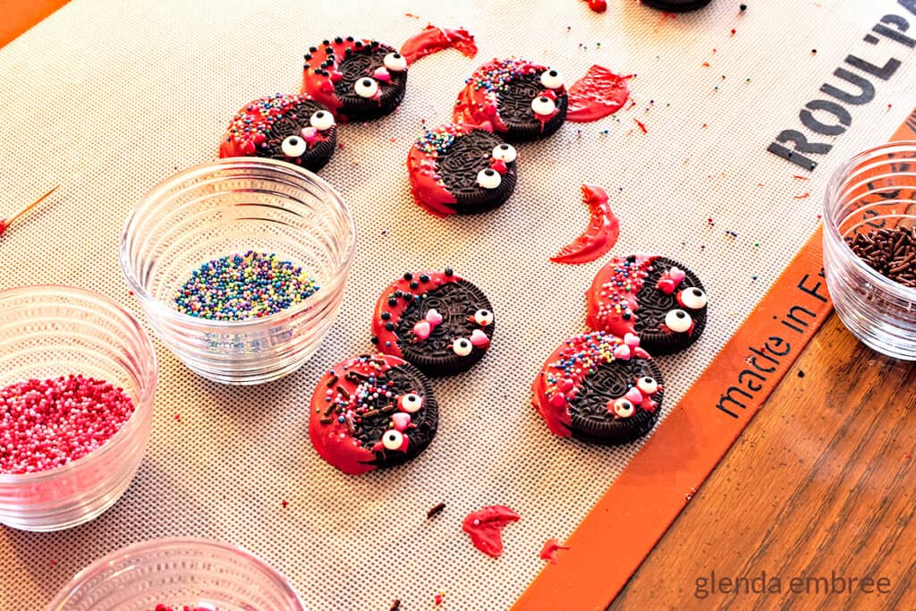 grandaughter's decorated oreo love bug valentine cookies