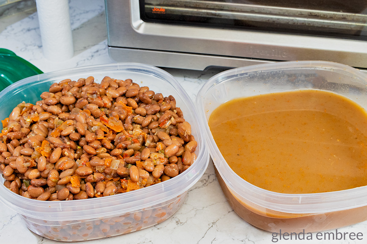 Slow Cooker Charro Beans Recipe (Pinto Beans) Glenda Embree