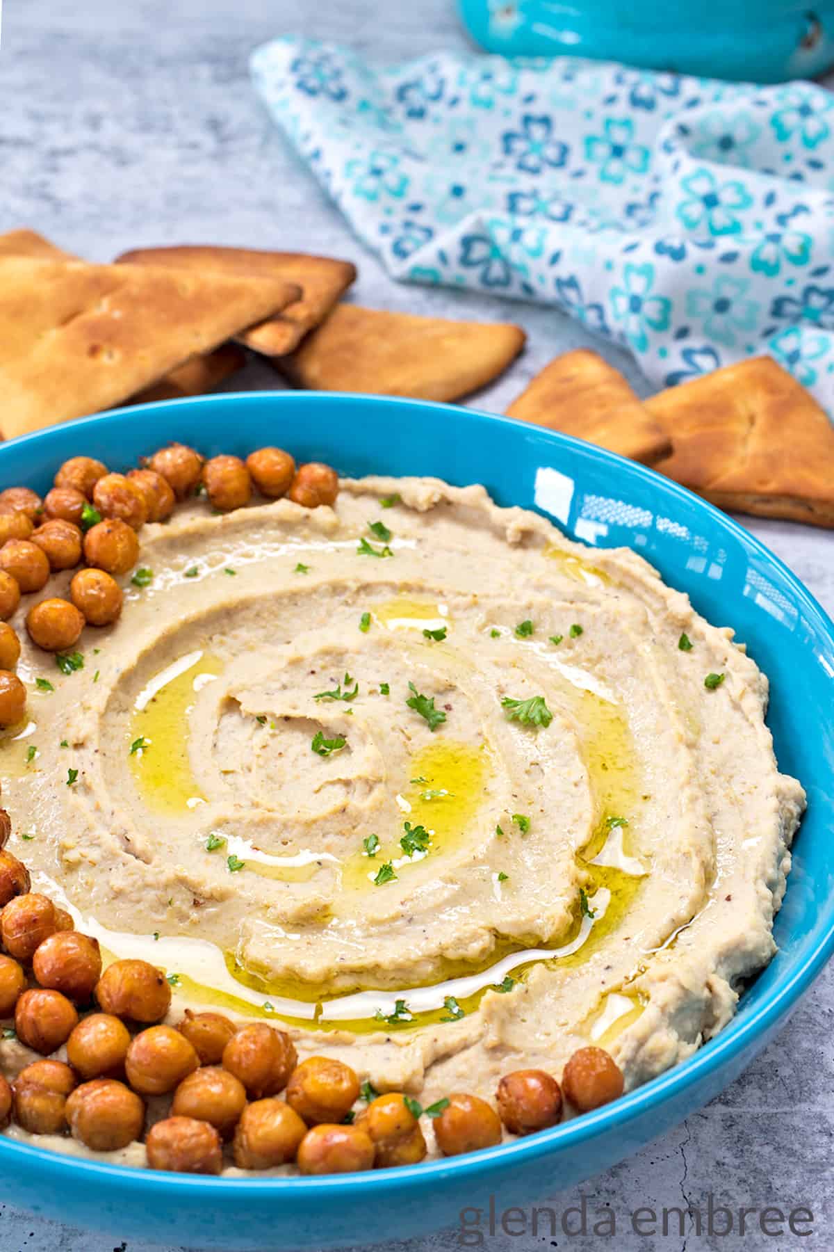 Creamy Hummus Recipe with Roasted Garlic - Glenda Embree