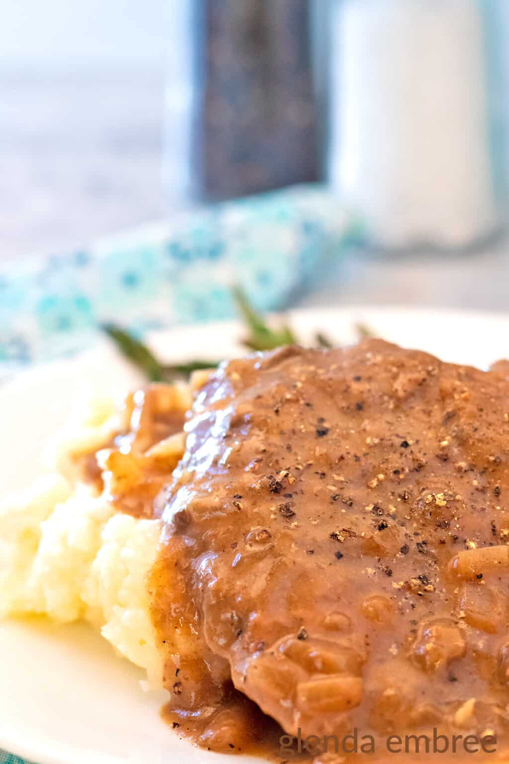 Easy Slow Cooker Beef Cube Steak Glenda Embree