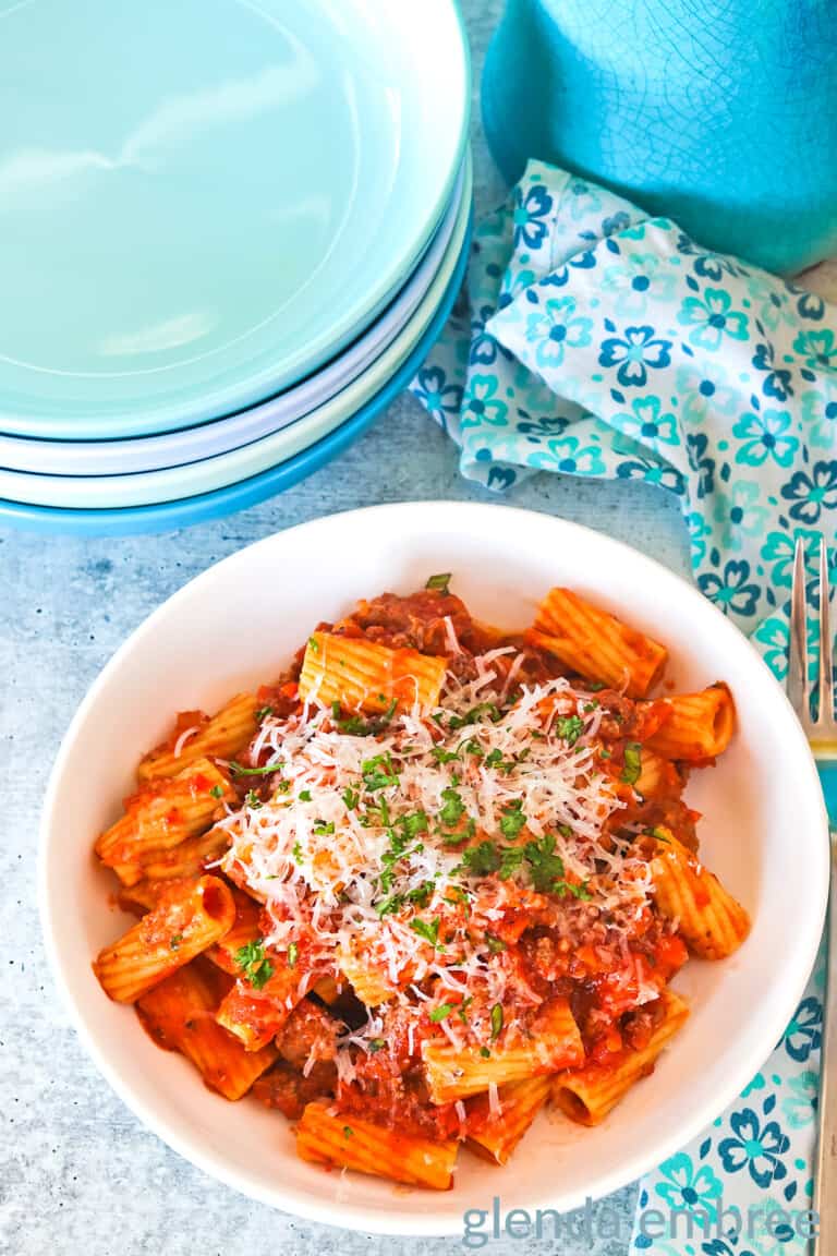 Rigatoni Bolognese, Easy Delicious Pasta Recipe - Glenda Embree