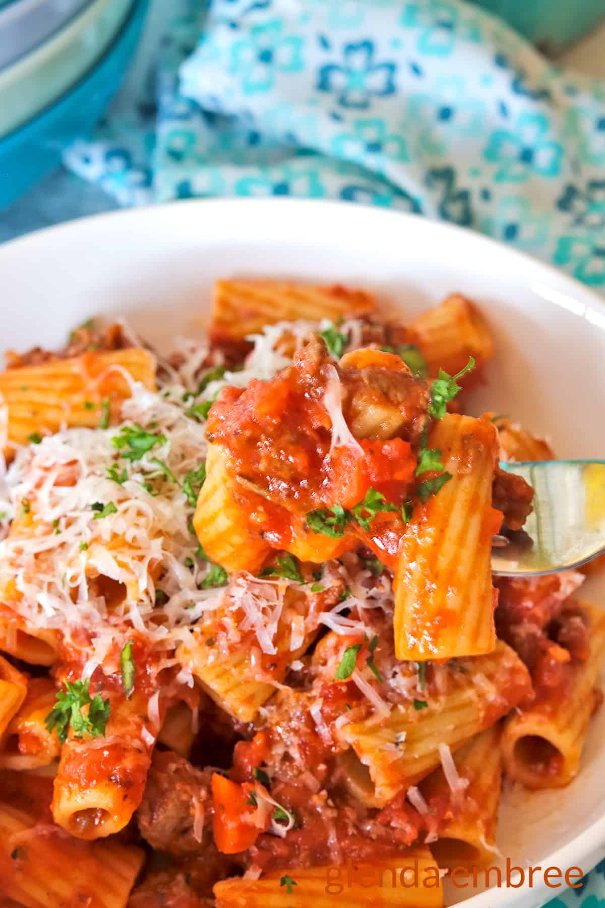 Rigatoni Bolognese, Easy Delicious Pasta Recipe - Glenda Embree