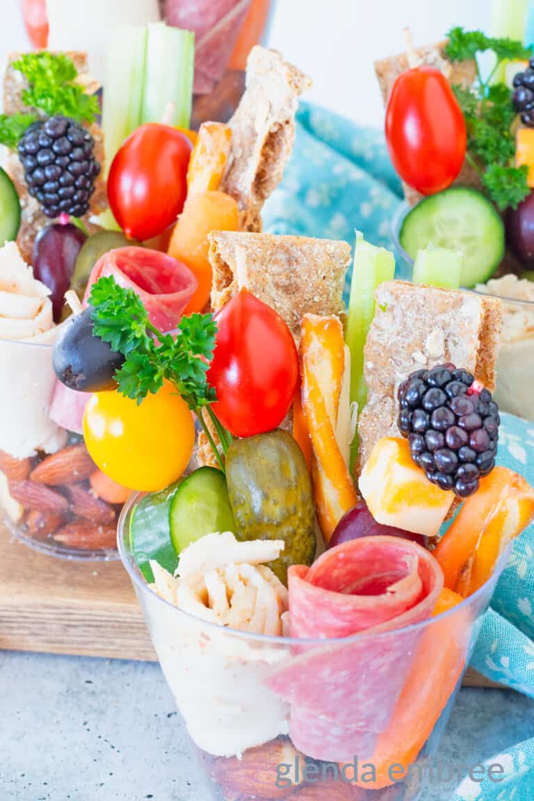 Charcuterie Cups: How to Make Beautiful Appetizers and Snacks - Glenda ...